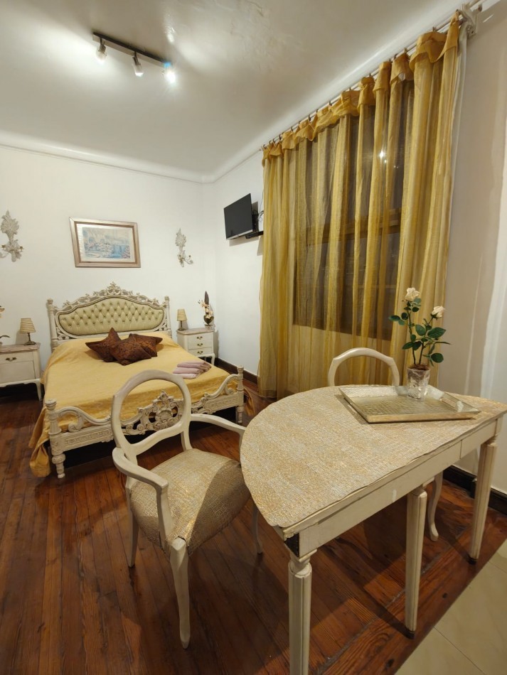 Monoambiente en Alquiler en Retiro, Piso Alto con Vista Abierta