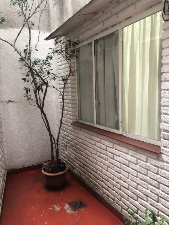 Oportunidad en Belgrano | 2 Ambientes con Patio | Bajas Expensas | Planta Baja | Ideal Vivienda o Inversion