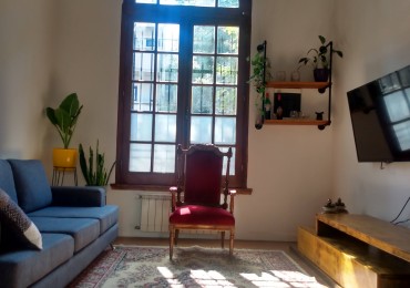 Preciosa Casa Ph - Quesada 2900 Nunez   !  A 1 cuadra de Congreso y Cramer, excelente ubicacion - moderno con terraza y parrilla!