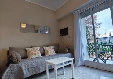Monoambiente en Alquiler en Barrio Norte, excelente Ubicacion, muy Luminoso y Listo para Mudarse. Zona facultades