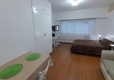 Departamento 2 Ambientes en Alquiler Plaza San Martin Muy Luminoso Excelente Ubicacion